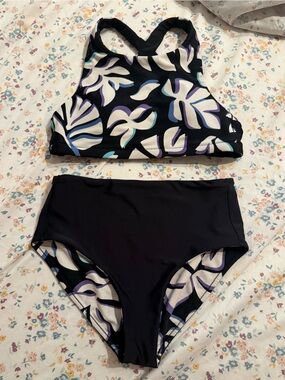 Girls Athleta Black Floral Two-Piece Bikini Set reversible